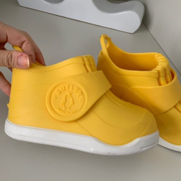 BUTLER Rockhopper Overshoe Kids Rubber Waterproof All Weather Yellow Size 6 7 8 - Picture 7 of 16